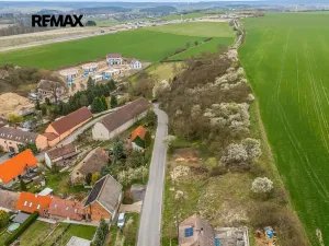 Prodej pozemku pro bydlení, Slaný, 778 m2