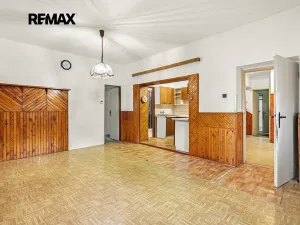 Prodej rodinného domu, Zlosyň, 307 m2