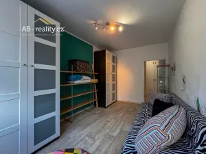 Pronájem bytu 2+kk, Teplice, Habrová, 43 m2