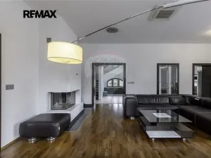 Prodej ubytování, Příbor, Masarykova, 860 m2