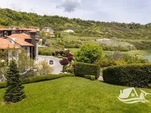 Prodej bytu 4+kk, Topola, Bulharsko, 188 m2