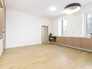 Pronájem bytu 2+kk, Ostrava, Slavníkovců, 48 m2