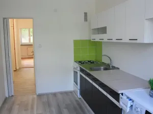 Pronájem bytu 1+1, Zlín, Zarámí, 37 m2