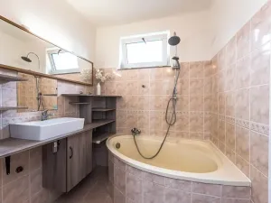 Prodej bytu 3+1, Mořina, 79 m2