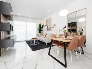 Prodej atypického bytu, San Miguel de Salinas, Španělsko, 70 m2