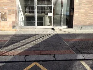 Pronájem garážového stání, Praha - Holešovice, U Pergamenky, 12 m2