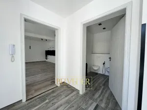 Pronájem bytu 2+kk, Teplice, Masarykova třída, 73 m2