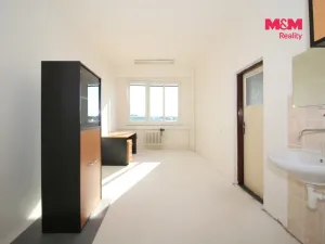 Pronájem kanceláře, Hradec Králové - Nový Hradec Králové, Brněnská, 150 m2