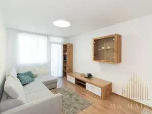 Pronájem bytu 2+kk, Praha - Hloubětín, Slévačská, 57 m2