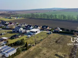 Prodej pozemku, Holubice, 703 m2