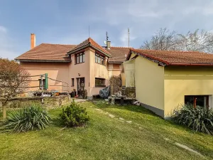 Prodej rodinného domu, Červené Pečky, Dobešovice, 354 m2