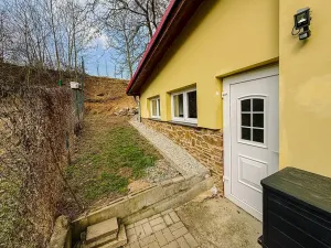 Prodej bytu 2+kk, Červené Pečky, Dobešovice, 66 m2
