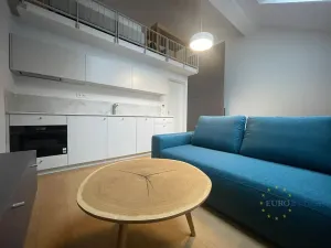 Pronájem bytu 1+kk, Praha - Vršovice, Bartoškova, 40 m2