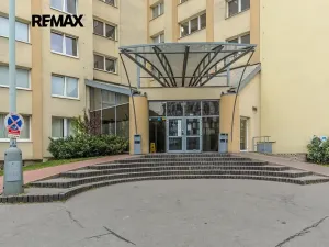 Prodej bytu 1+kk, Praha - Střížkov, Děčínská, 23 m2