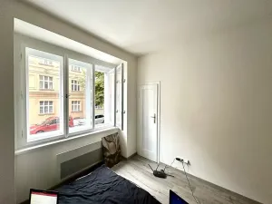 Pronájem bytu 1+kk, Praha - Bubeneč, dr. Zikmunda Wintra, 31 m2