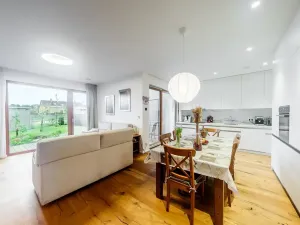 Pronájem rodinného domu, Praha - Horní Počernice, Artistů, 116 m2