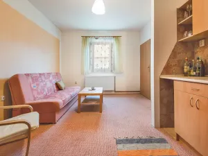 Prodej obchodního prostoru, Kolín, Roháčova, 340 m2