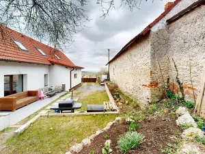 Prodej rodinného domu, Hradešín, 207 m2