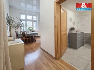 Pronájem bytu 2+1, Karlovy Vary - Drahovice, Vítězná, 69 m2