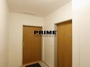 Pronájem bytu 2+kk, Praha - Žižkov, Jeseniova, 57 m2