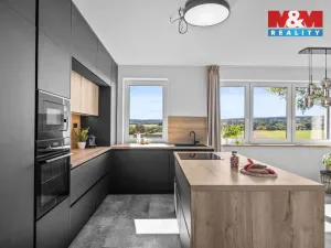 Prodej rodinného domu, Ledce, 216 m2