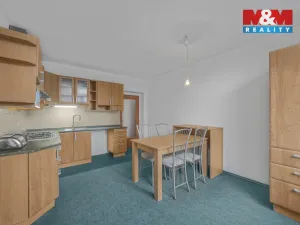 Prodej bytu 3+1, Jaroměř - Pražské Předměstí, Husova, 124 m2