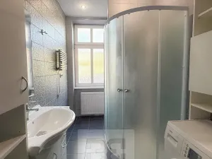 Pronájem bytu 2+1, Karlovy Vary, Nebozízek, 47 m2