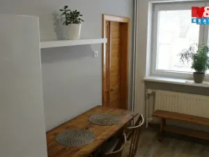 Pronájem bytu 3+1, Dolní Dobrouč, 65 m2