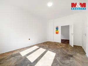 Prodej bytu 3+1, Oloví - Hory, 74 m2