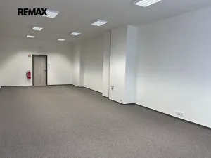 Pronájem kanceláře, Rosice, Na Vyhlídce, 58 m2