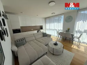 Pronájem bytu 3+kk, Praha - Břevnov, Ve Střešovičkách, 69 m2