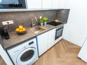 Pronájem bytu 2+kk, Praha - Řepy, Makovského, 45 m2