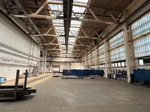 Pronájem výrobních prostor, Kroměříž, 1290 m2