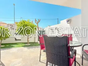 Prodej bytu 3+kk, Pilar de la Horadada, Španělsko, Plaza de las Mil Palmeras, 64 m2