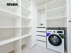 Pronájem bytu 3+kk, Praha - Hloubětín, Poděbradská, 77 m2