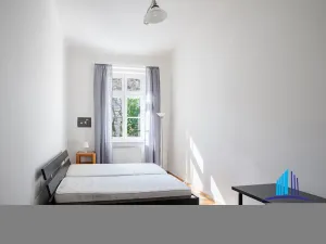 Pronájem bytu 3+1, Praha - Nové Město, Tyršova, 100 m2