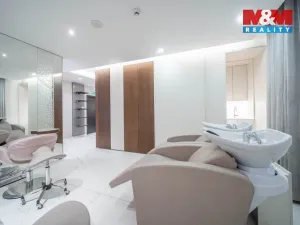 Pronájem obchodního prostoru, Praha - Staré Město, náměstí Curieových, 75 m2