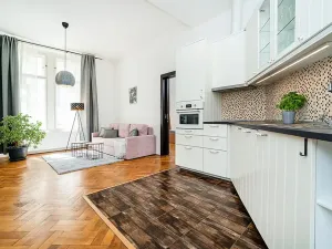 Pronájem bytu 2+kk, Praha - Nové Město, Navrátilova, 48 m2