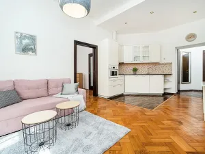 Pronájem bytu 2+kk, Praha - Nové Město, Navrátilova, 48 m2