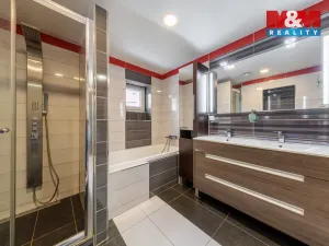 Prodej rodinného domu, Lomnice, Kraslická, 166 m2