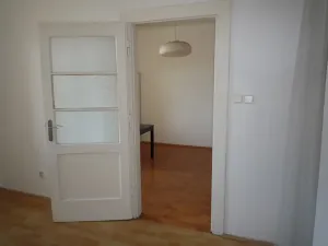 Pronájem bytu 2+kk, Praha - Vinohrady, Perunova, 29 m2