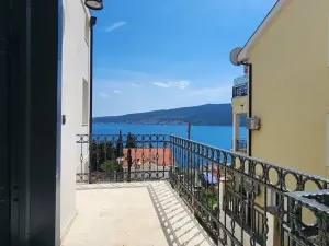 Prodej bytu 4+kk, Bijela, Černá Hora, 105 m2