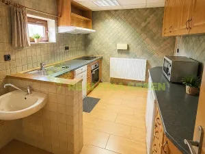 Prodej obchodního prostoru, Drnovice, 342 m2