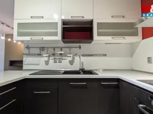 Pronájem bytu 3+kk, Praha - Vysočany, Jana Přibíka, 90 m2