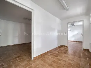 Prodej kanceláře, Křižanov, Benešovo náměstí, 530 m2