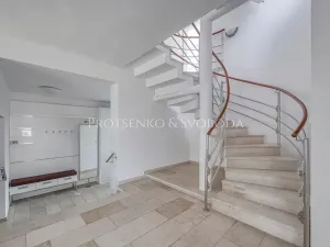 Prodej vícegeneračního domu, Křižanov, Benešovo náměstí, 530 m2