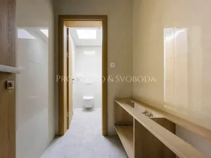 Pronájem kanceláře, Velká Bíteš, 270 m2