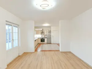 Pronájem rodinného domu, Praha - Nebušice, Na Malé Šárce, 360 m2