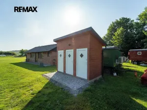 Prodej komerční nemovitosti, Chrášťany, 10917 m2