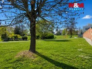 Prodej pozemku pro bydlení, Praha, U školy, 876 m2